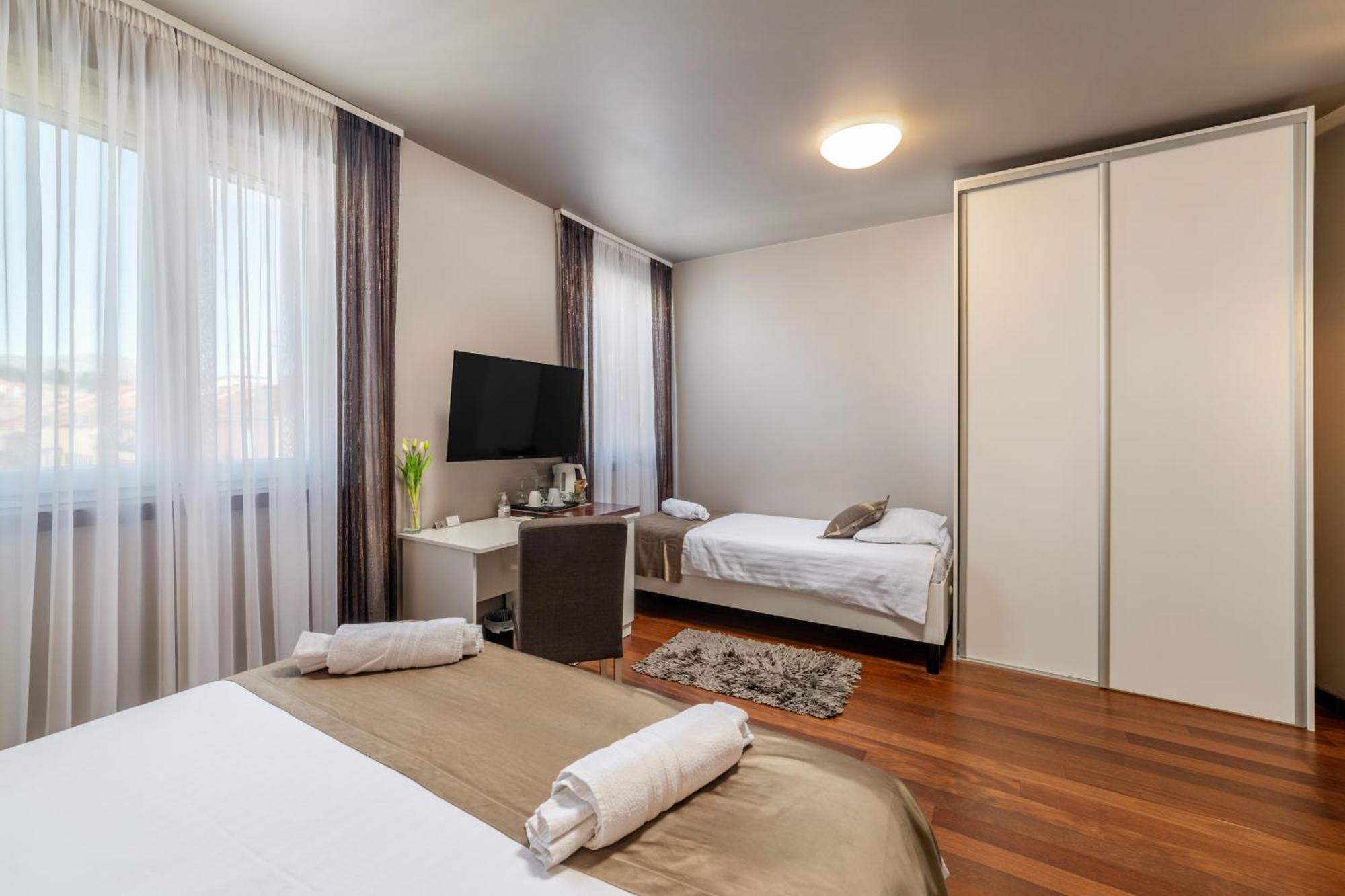 Luxury Rooms Kiara Σπλιτ Εξωτερικό φωτογραφία