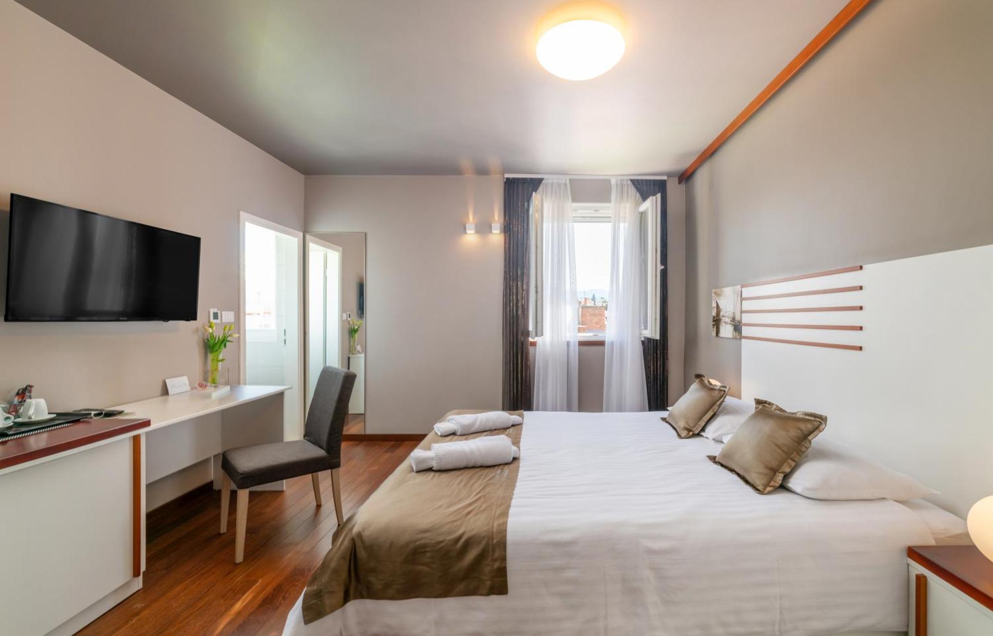 Luxury Rooms Kiara Σπλιτ Εξωτερικό φωτογραφία